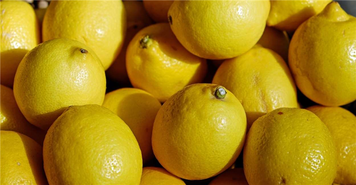 Soñar con limones - 60 tramas de sueños y sus interpretaciones
